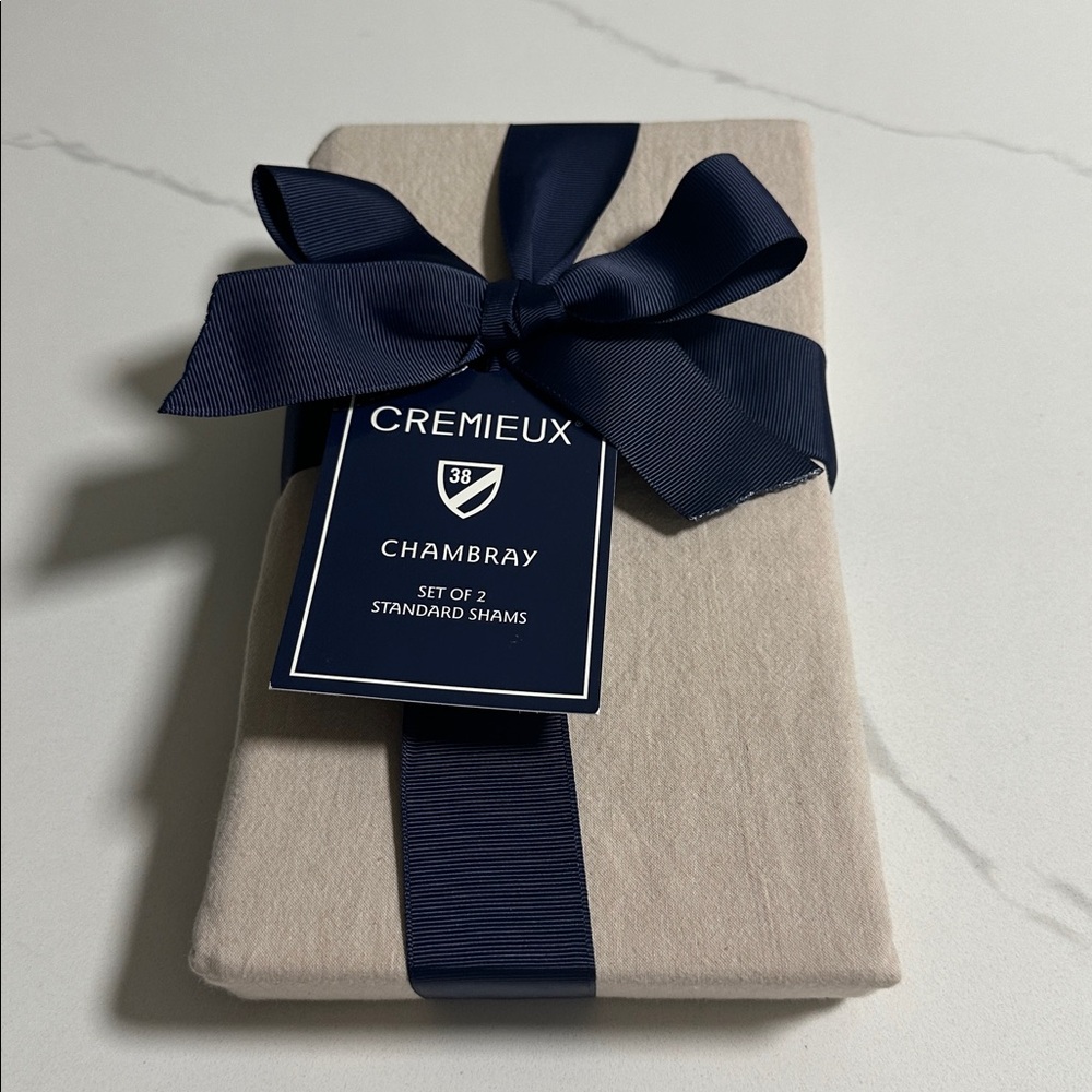 Cremieux Chambray Standard Shams Set